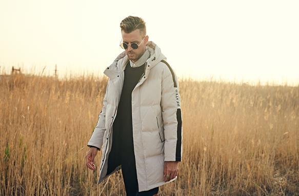 中年男人冬季怎么穿既保暖又时尚,秋冬季中年男士羽绒服搭配