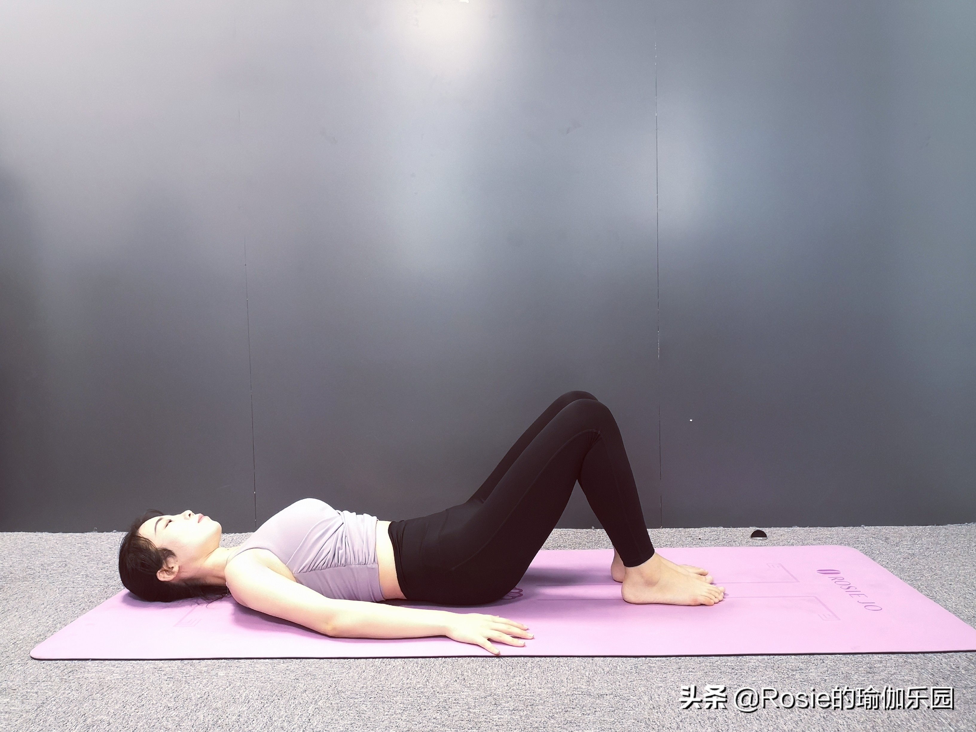 大腿根缝隙大o型腿怎么矫正,穿软鞋子造成o型腿怎么矫正