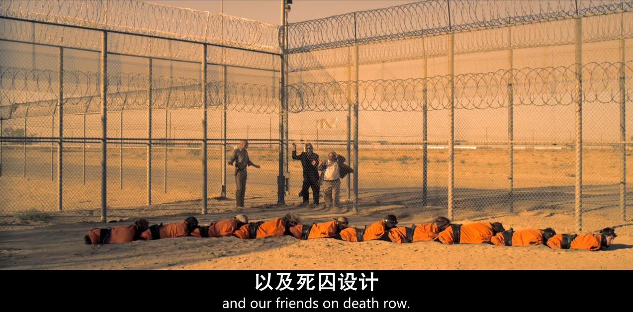 《人体蜈蚣系列》：从全彩到黑白默片重口味背后的荒诞剧情