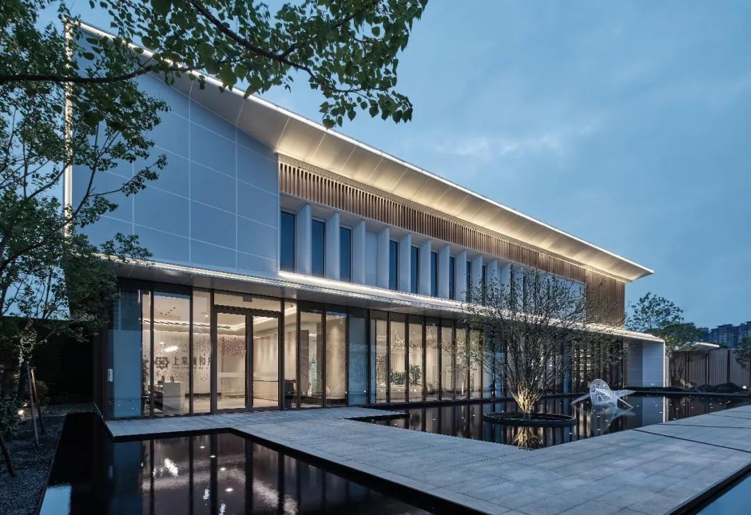 奔向2021的辉煌图片,奔向2021年的辉煌