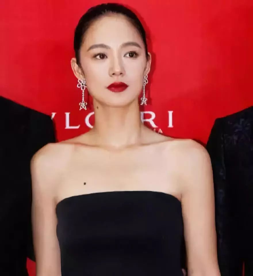 怎么拥有完美的颈部肌肉,怎么改善颈部线条