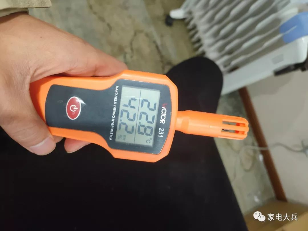 艾美特美的格力取暖器哪个好,格力与美的空调拆机对比视频