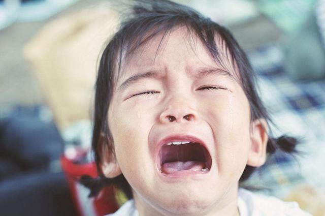 5岁女儿总喊“屁屁疼”，宝妈心疼带娃就医，医生却说：来晚了