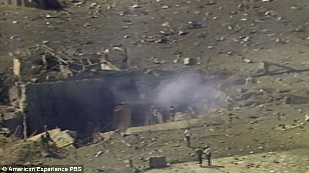 美国第一个核弹,1960年第一颗导弹爆炸图片