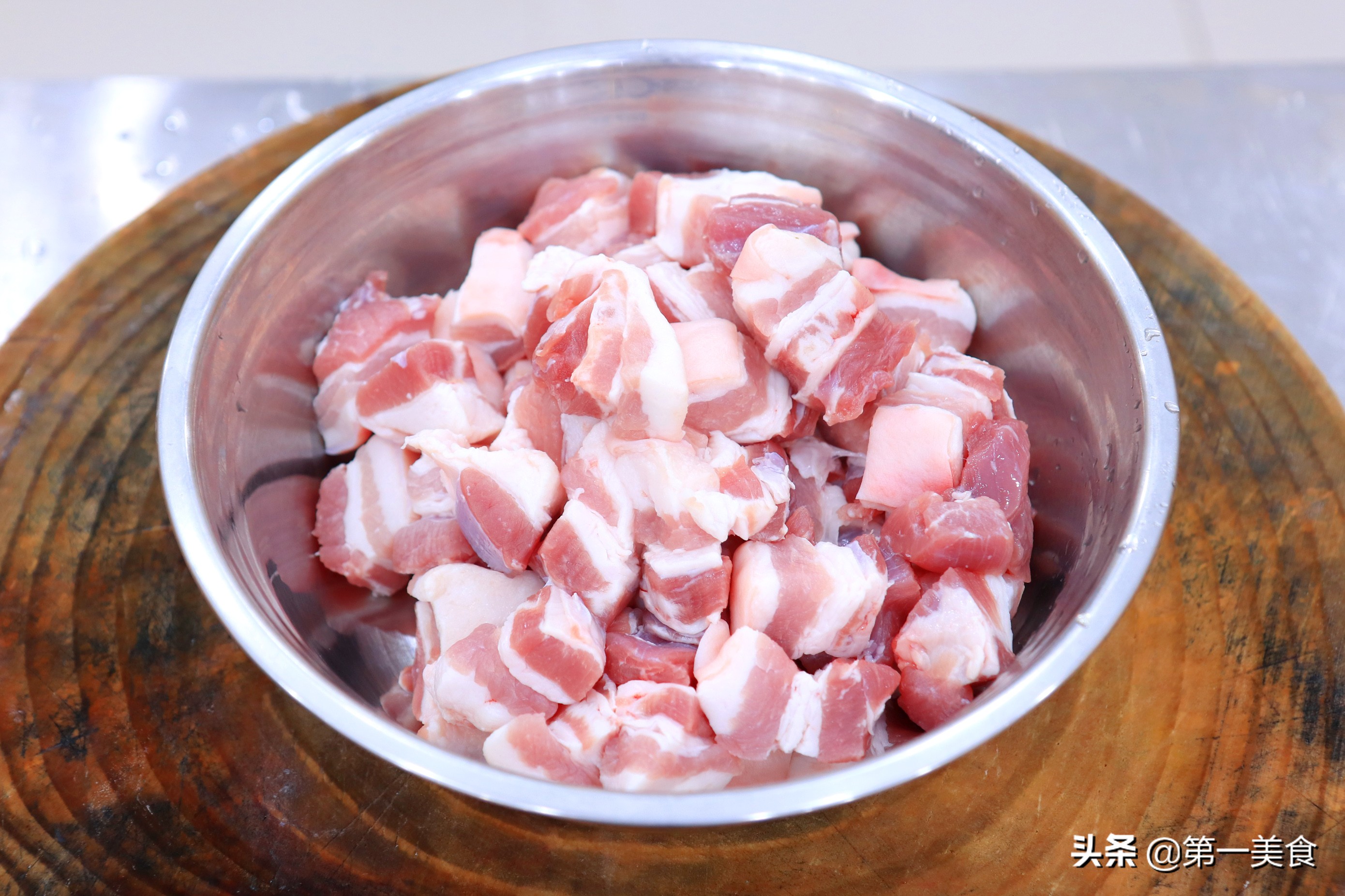 红烧肉最正宗的家常做法肥又不腻,家常红烧肉正确做法最简单过程