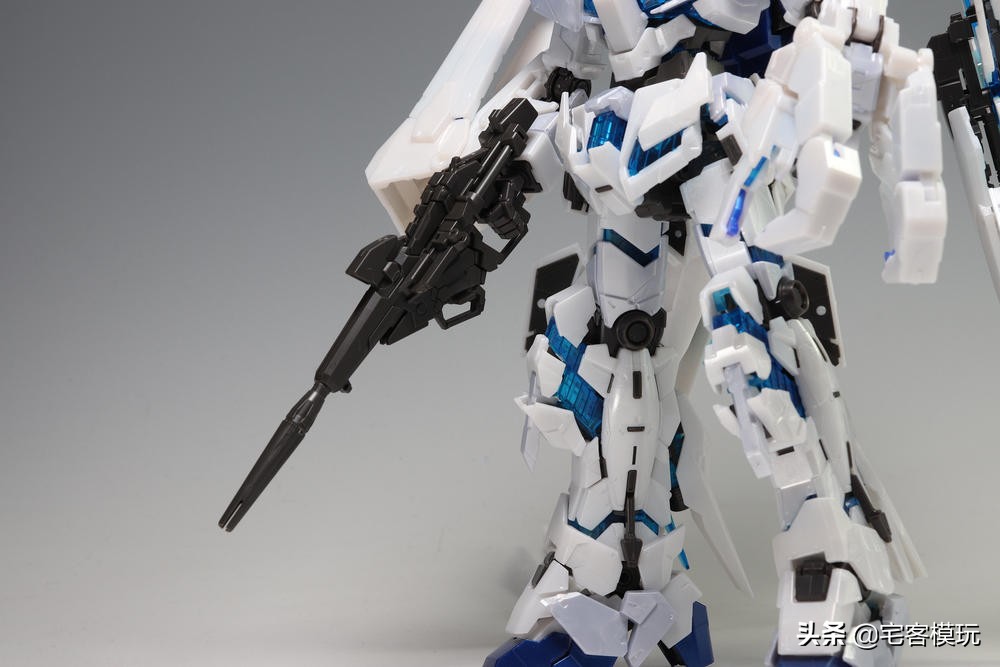 新手适合玩rg独角兽高达吗,模玩高达独角兽rg