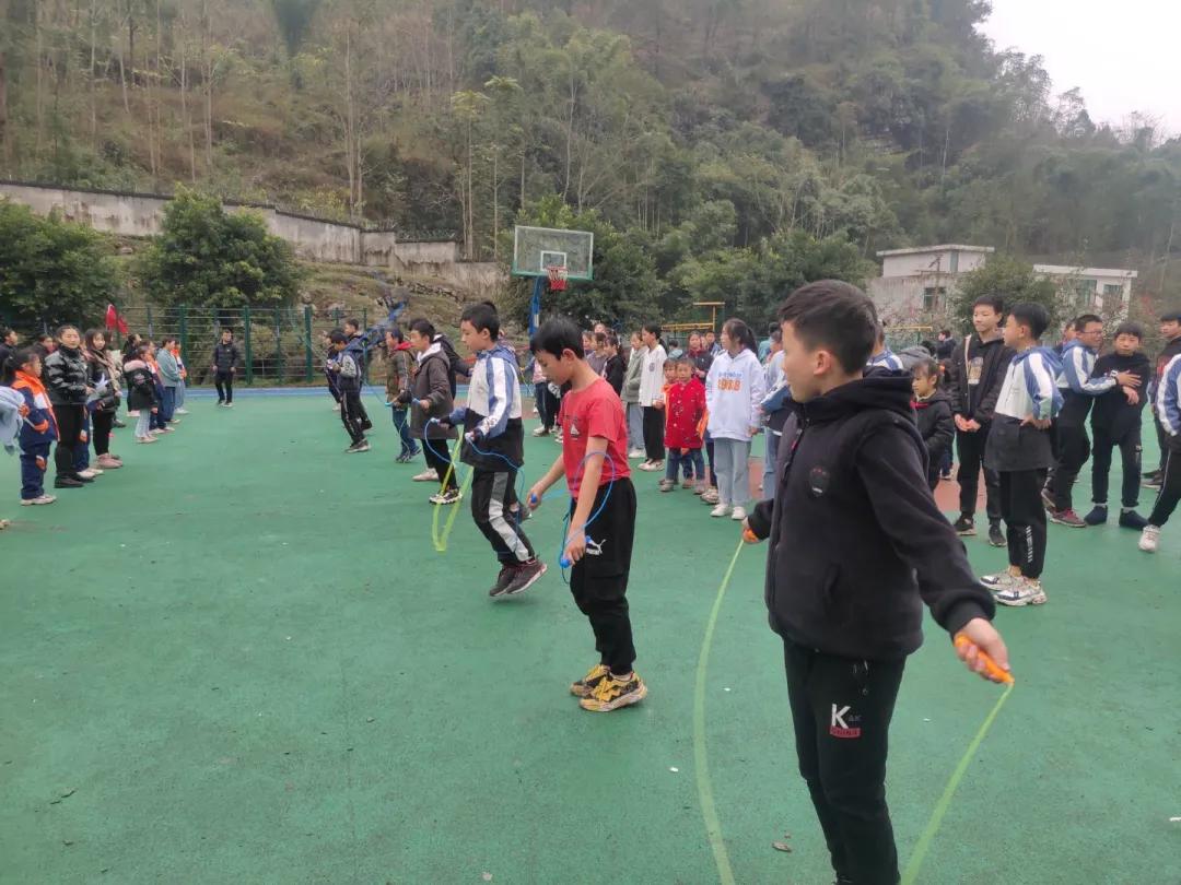 兴文有哪些好的学校,兴文中学母校