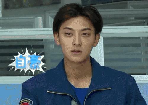 扒叔说一位英俊男星的料,前段时间被爆出黑料的男明星