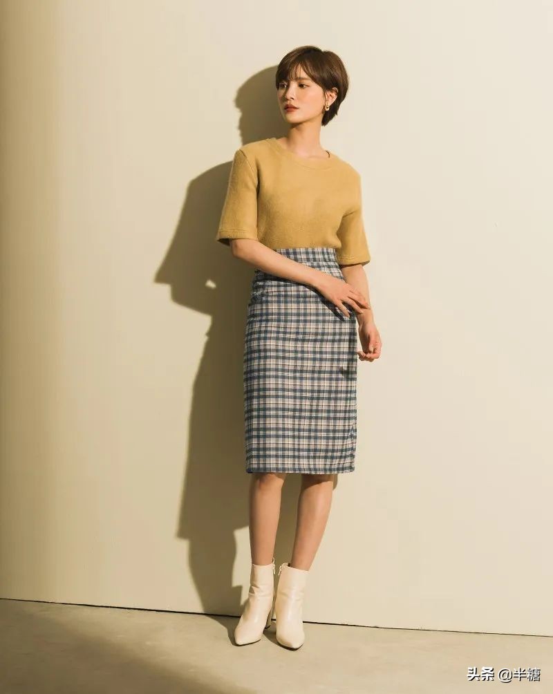 韩剧女主的穿搭连衣裙,韩剧女主穿条纹衬衫