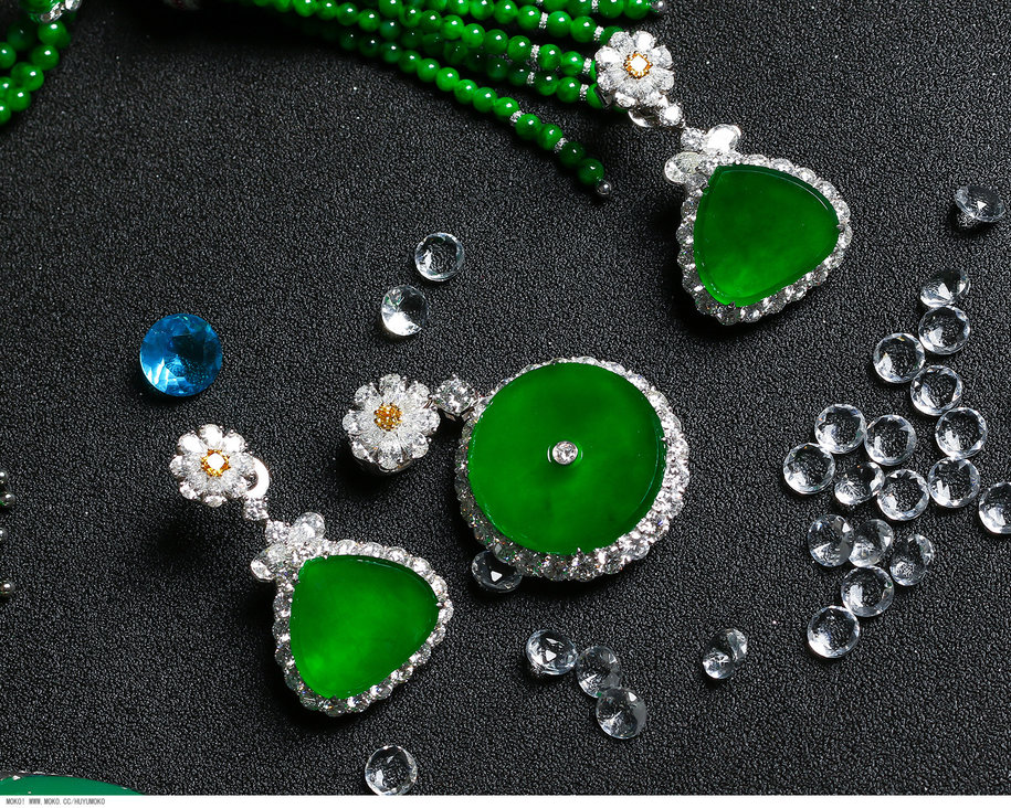 翡翠起莹与起荧光的区别,翡翠起冰起胶起钢怎么分辨