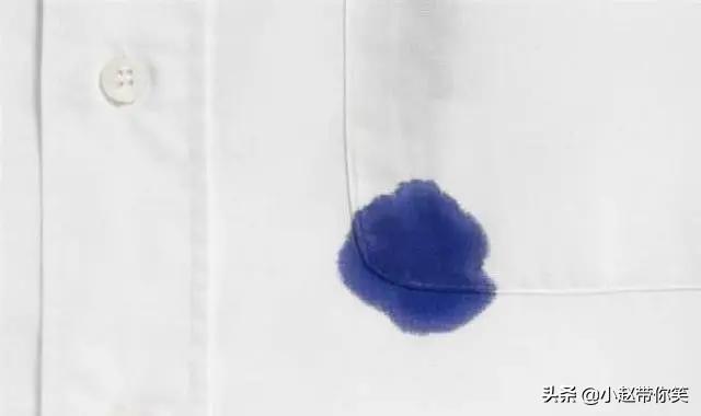 衣服上有污渍怎么清理掉,衣服粘污渍怎么解决