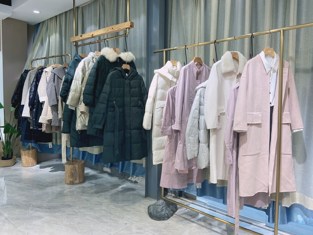 卡嘉茜女装官方旗舰店,卡嘉茜女装是什么档次