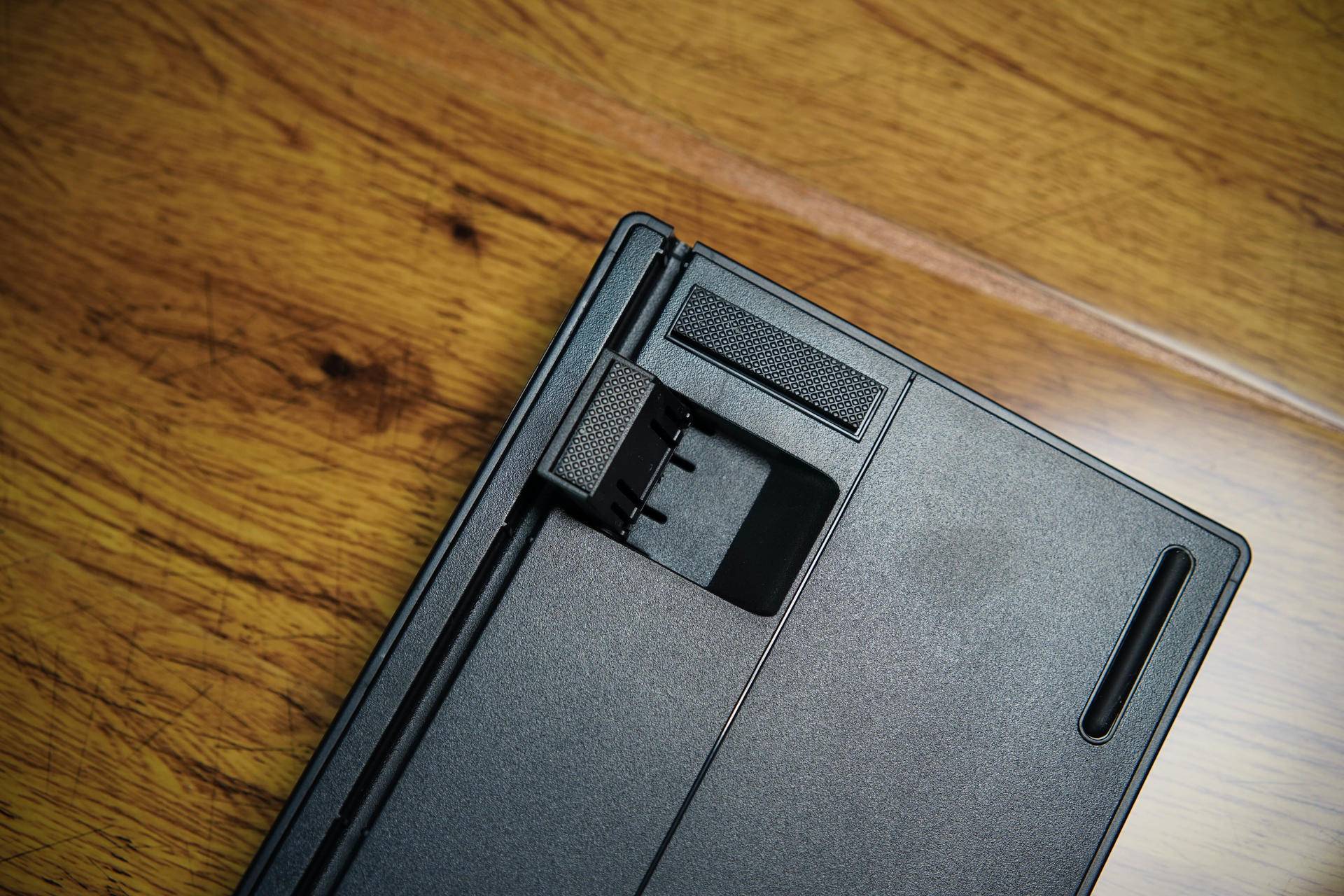 雷柏v860和达尔优a87哪个好用,性价比键盘茶轴推荐