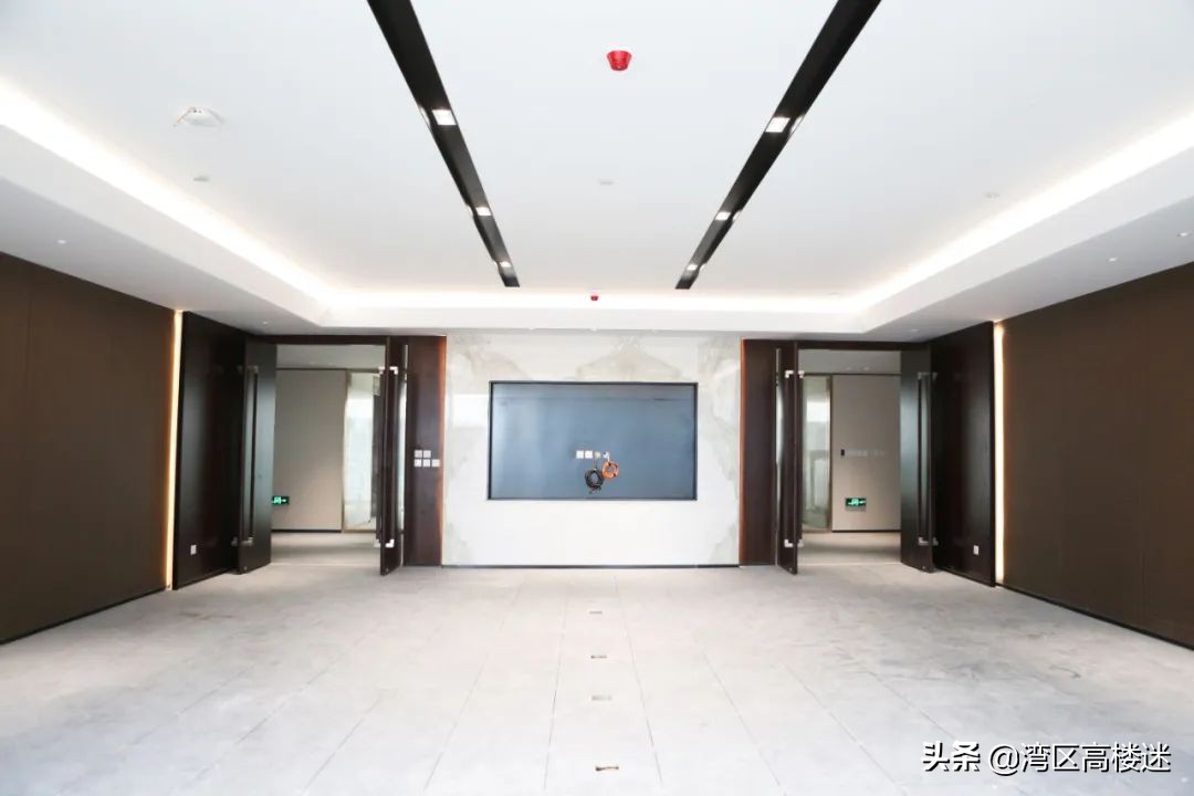 上海黄金交易所正式开业,黄金交易所深圳运营中心大楼