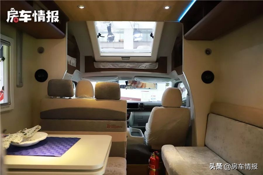 能上蓝牌最便宜的小型房车,b型房车价格15万左右柴油