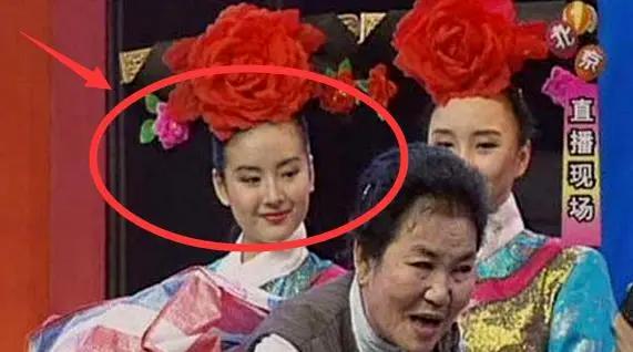 黑红30年，姐圈命运交缠？再兴风浪的浪姐2藏着哪些纠葛往事？