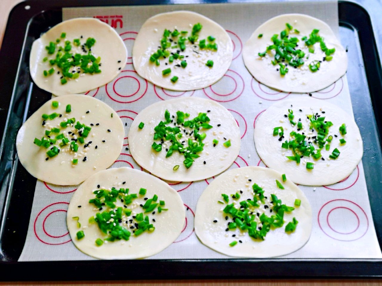 饺子皮剩下来怎么利用起来,饺子皮多了怎么办又快又好