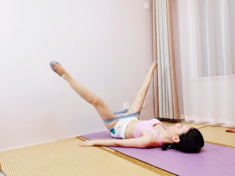 47岁最美瑜伽教练,世界最漂亮瑜伽教练