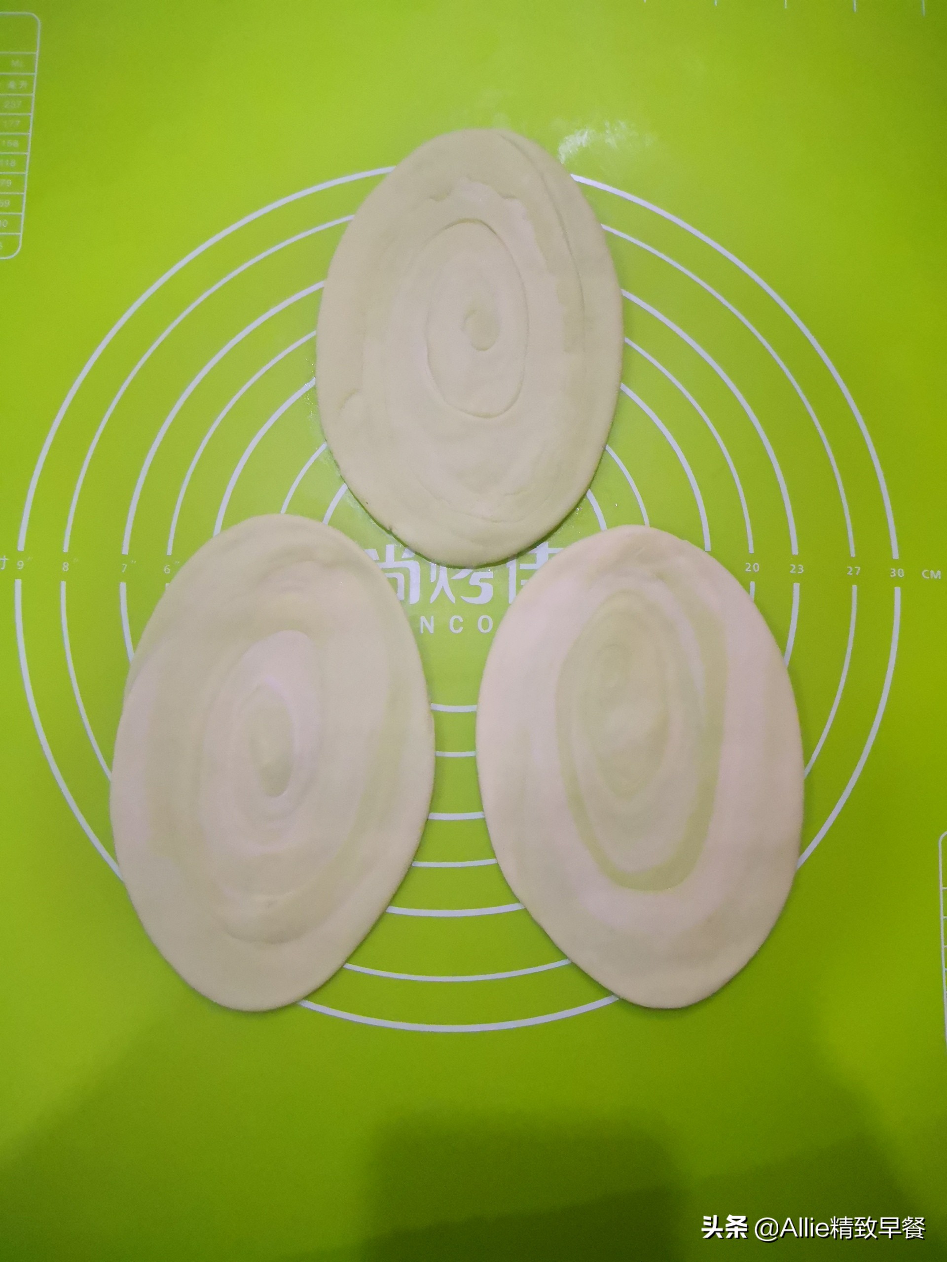 学做简单的早餐包饺子,包饺子剩下的面团各种做法