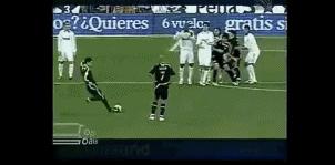 卡西利亚斯皇马退役视频,卡西退役西看台足球