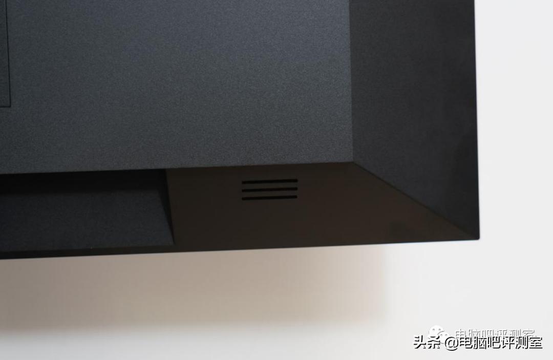 24寸带鱼屏显示器推荐,26寸带鱼屏显示器