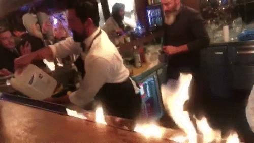 网红餐厅搞笑小品,网红餐厅表演视频