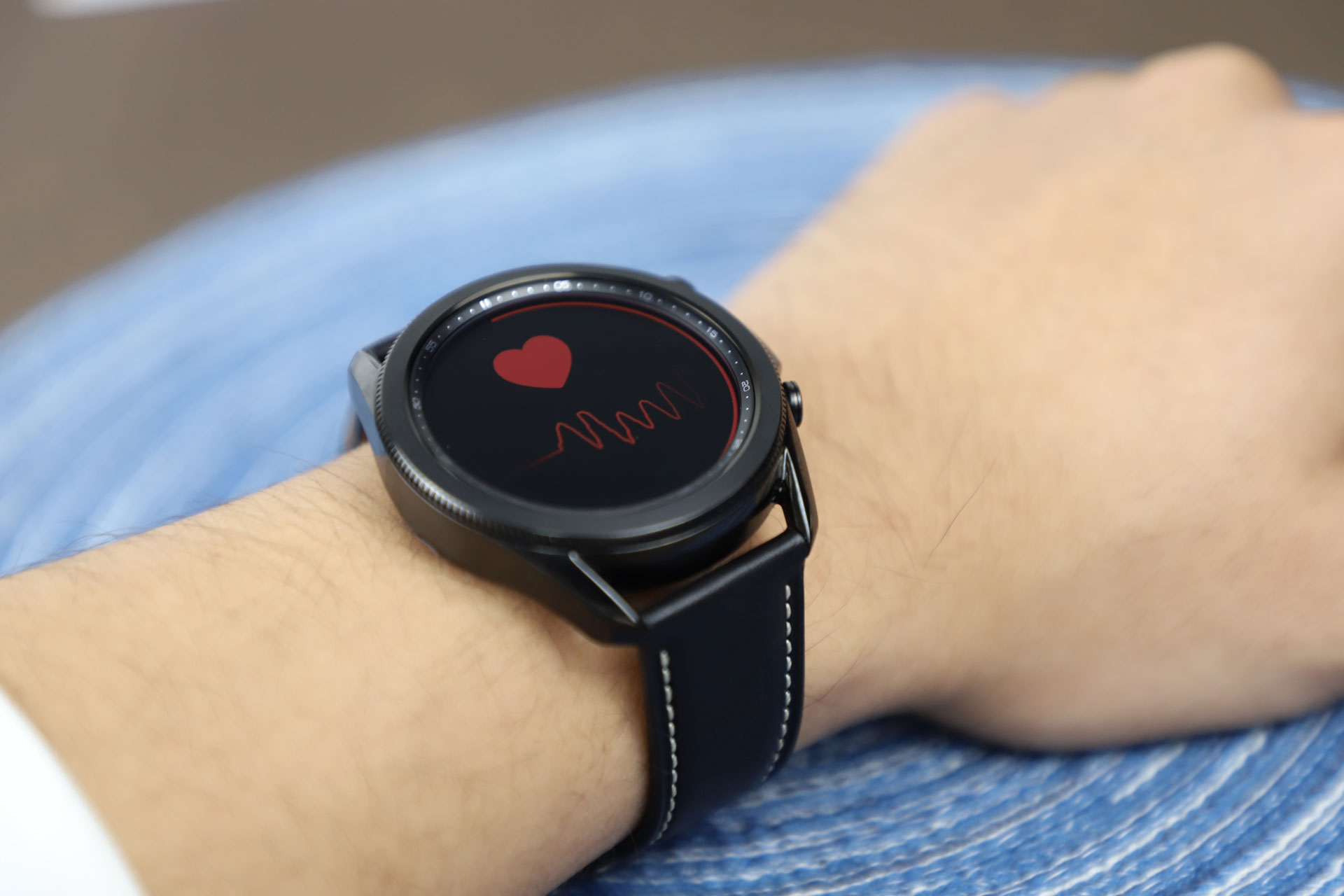 三星galaxywatch3上手体验,三星GalaxyWatch3黑科技