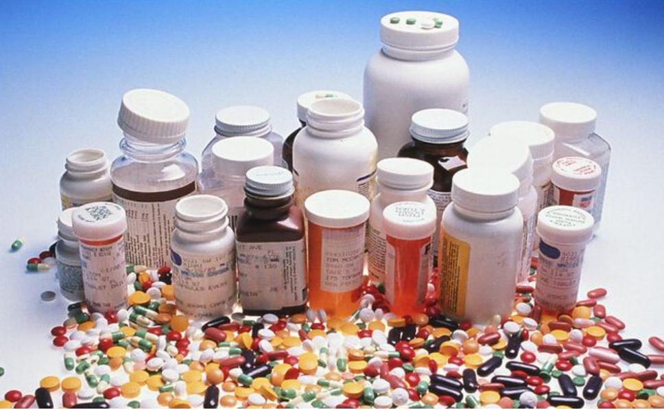 过期药会中毒吗,吃了过期的药中毒的症状