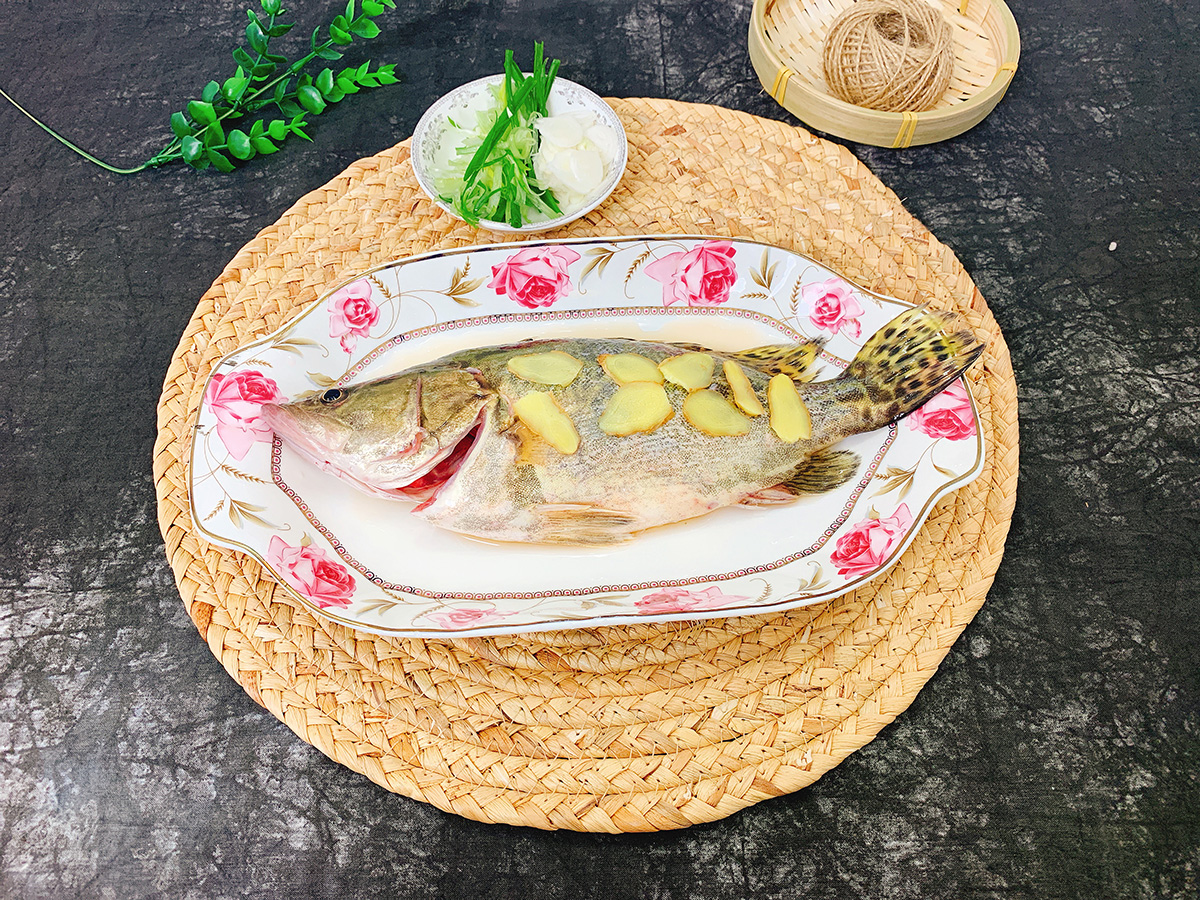 68岁大厨做菜,61岁大厨教你百岁鱼配方