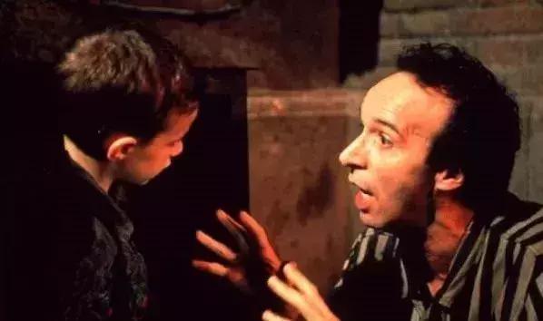 “爸爸，我怎么没有腿”：那些被“骗着”长大的孩子，都怎么样了