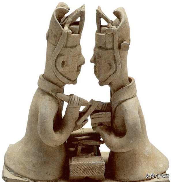 魏晋时期的文房器用：“一点如漆”的仲将墨与韦诞笔、紫纸