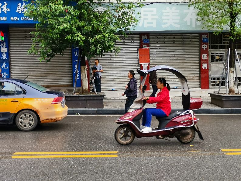 没啥资源的营山县靠什么营生？听小康说小康