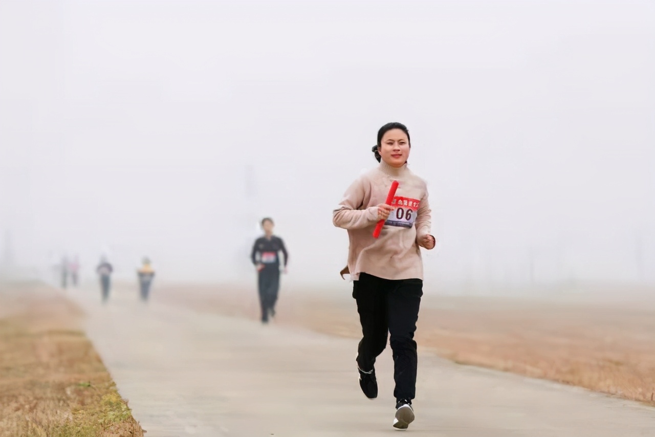 孩子输不起一输就发脾气怎么办,孩子输不起赢不了就哭闹