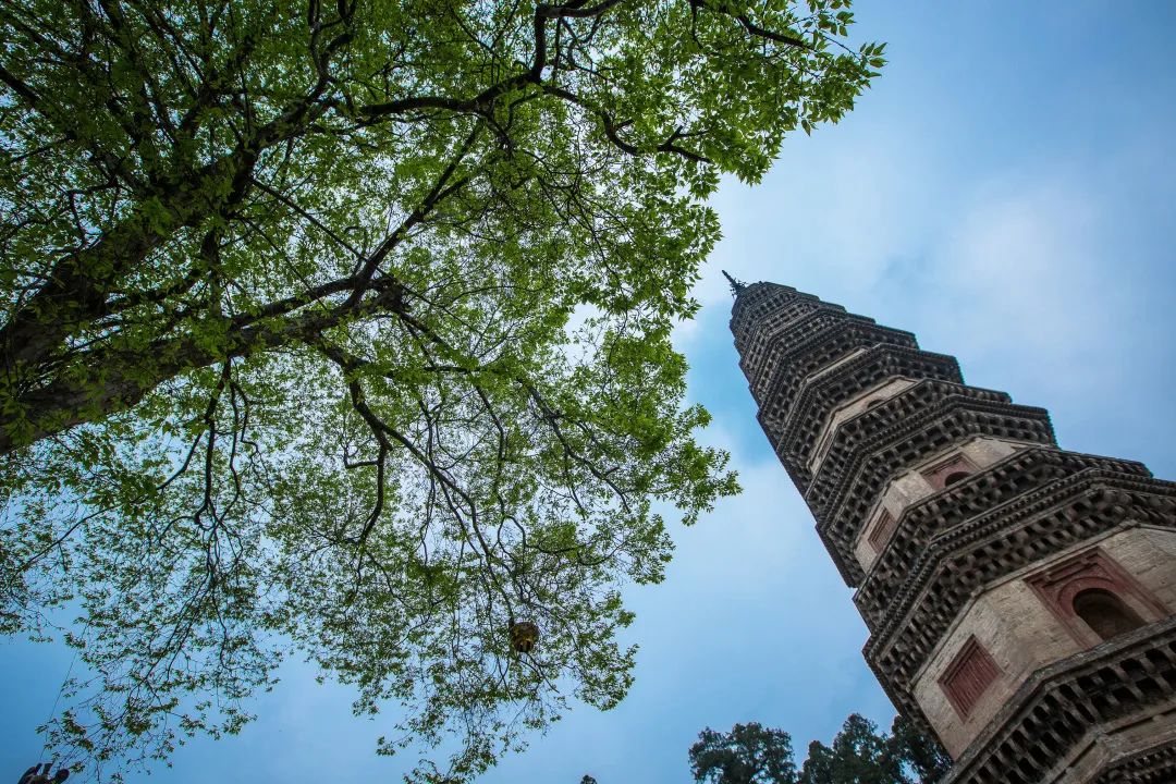 济南市灵山风景区,济南古香古色的景区