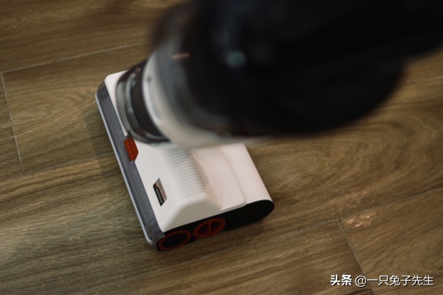 石头智能双刷洗地机t8,石头u10和uwant洗地机测评