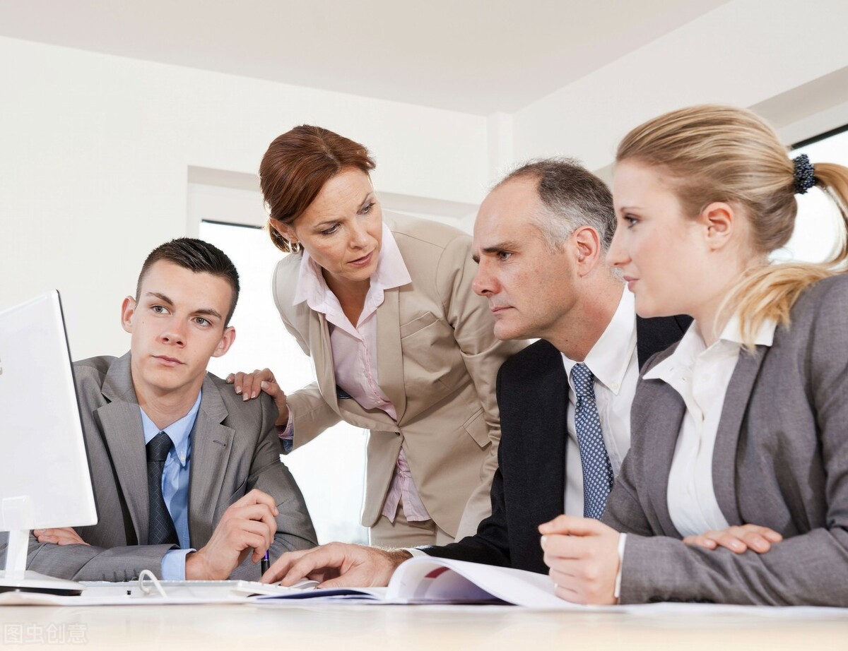 刚入职场如何克服恐惧感,职场如何拒绝跟同事保持距离