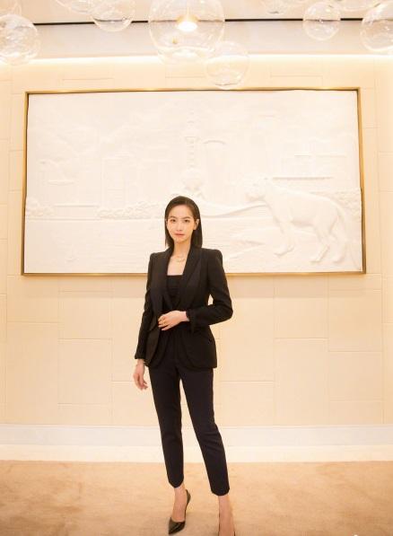 杨幂成为亚太地区代言人,杨幂全球代言雅诗兰黛