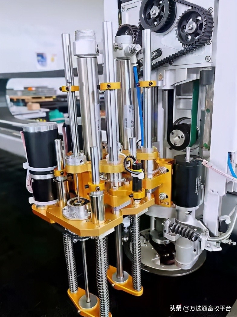 天铭|都工业4.0了,你还不会用天铭电脑自动裁剪系统