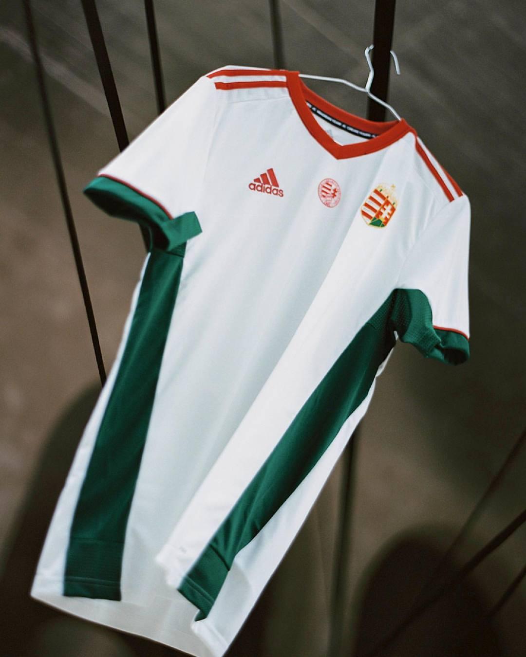 2024年德国欧洲杯葡萄牙球衣,欧洲杯最经典战袍