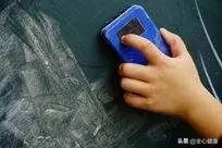 自闭症孩子如何改善自言自语,自闭症儿童自言自语的纠正策略