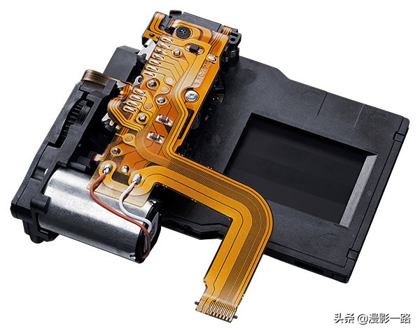 奥林巴斯em1x对焦有多强,奥林巴斯e-m1x暗光拍摄画质不好