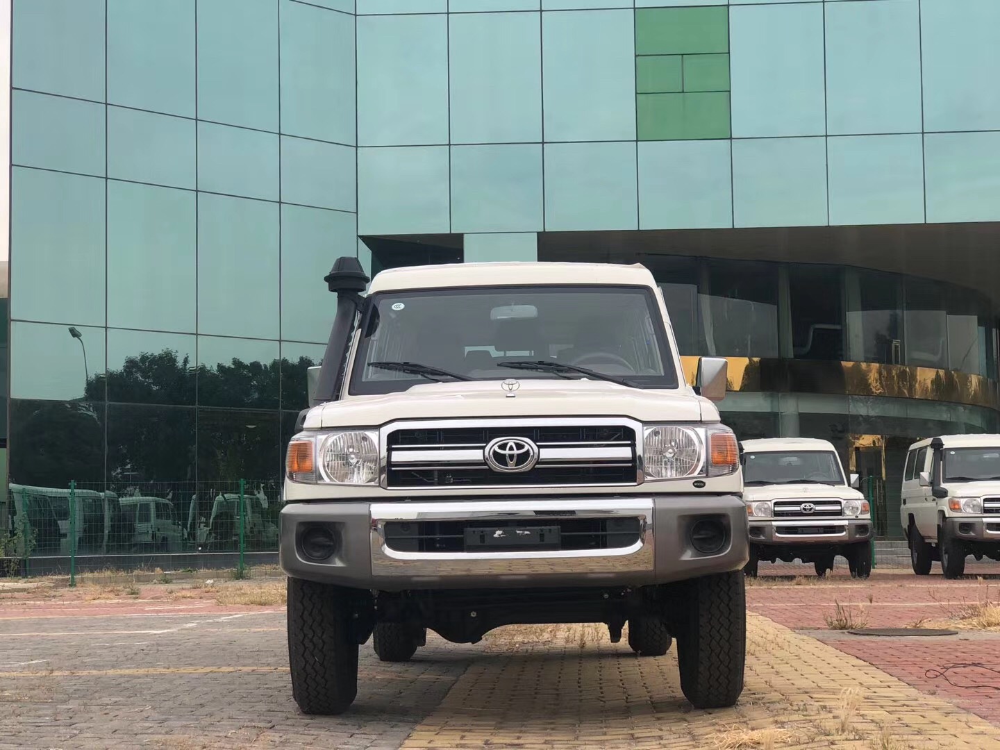 丰田lc78一般多少钱,丰田lc76保值率高吗