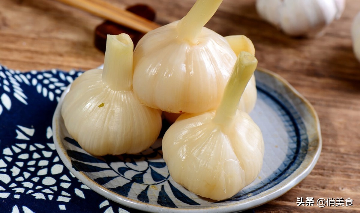 糖醋蒜的腌制方法最好吃,正宗糖醋蒜的腌制方法和配方