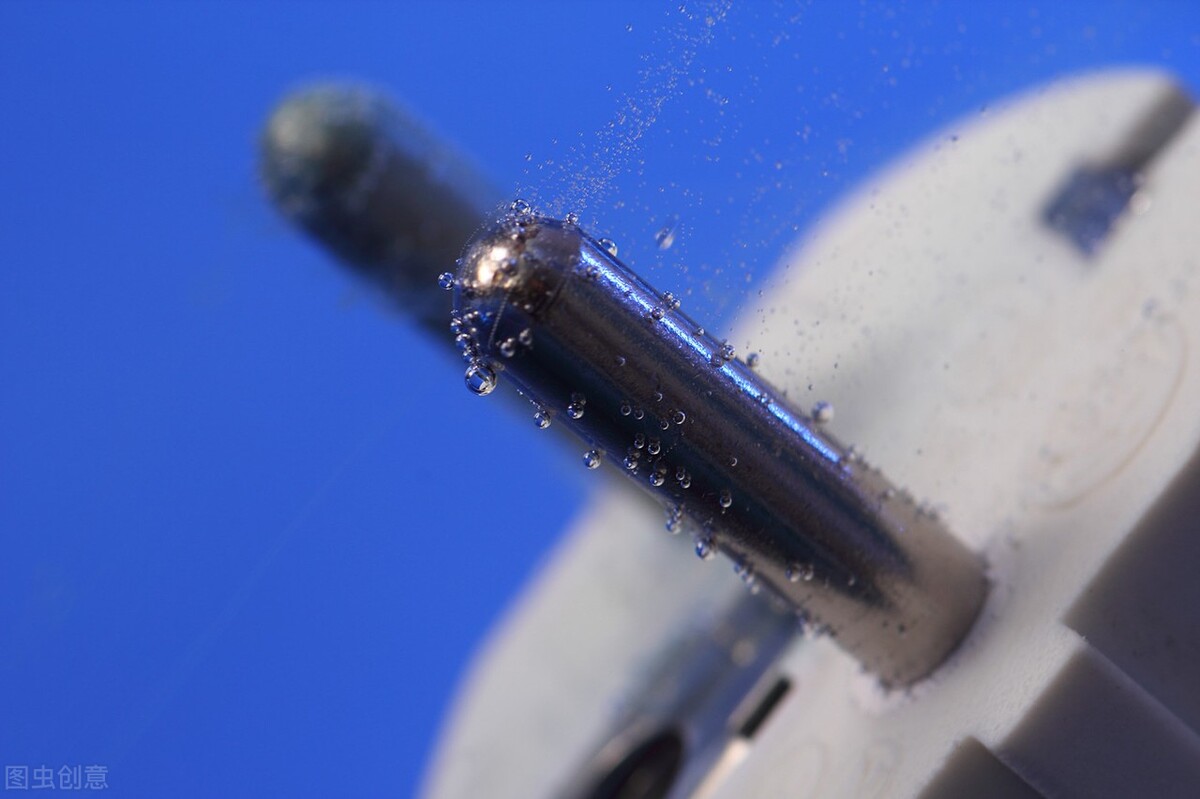 氢能源股价10元左右估值7倍,氢能源毛利