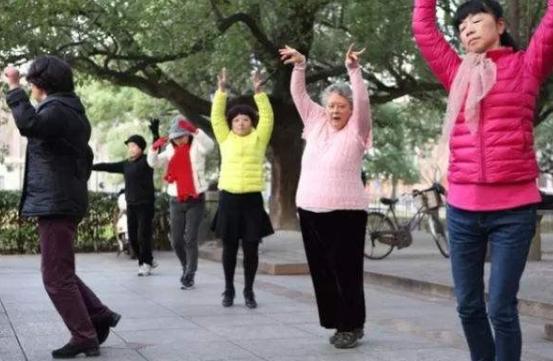 45岁与55岁绝经有什么区别,女人45岁绝经和54岁绝经有区别吗