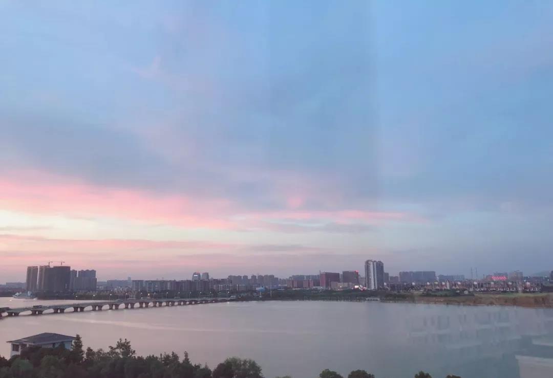 国庆旅游稻城亚丁自驾游最佳路线,国庆川西稻城亚丁风景区一日游