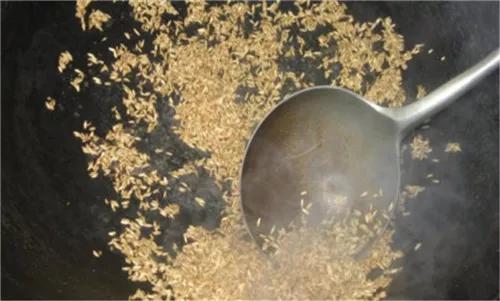 王丽霞为武川莜面代言,呼和浩特市委书记为武川莜面代言