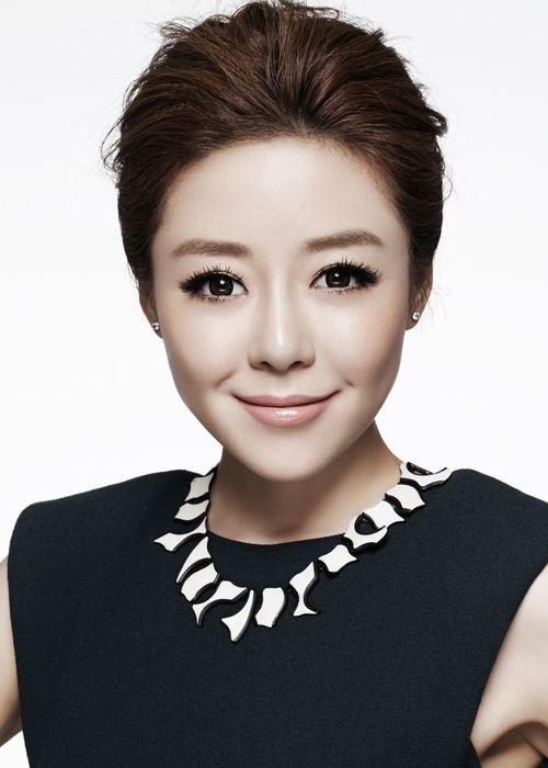 超女安又琪最新消息,超女冠军安又琪为什么混得这么惨