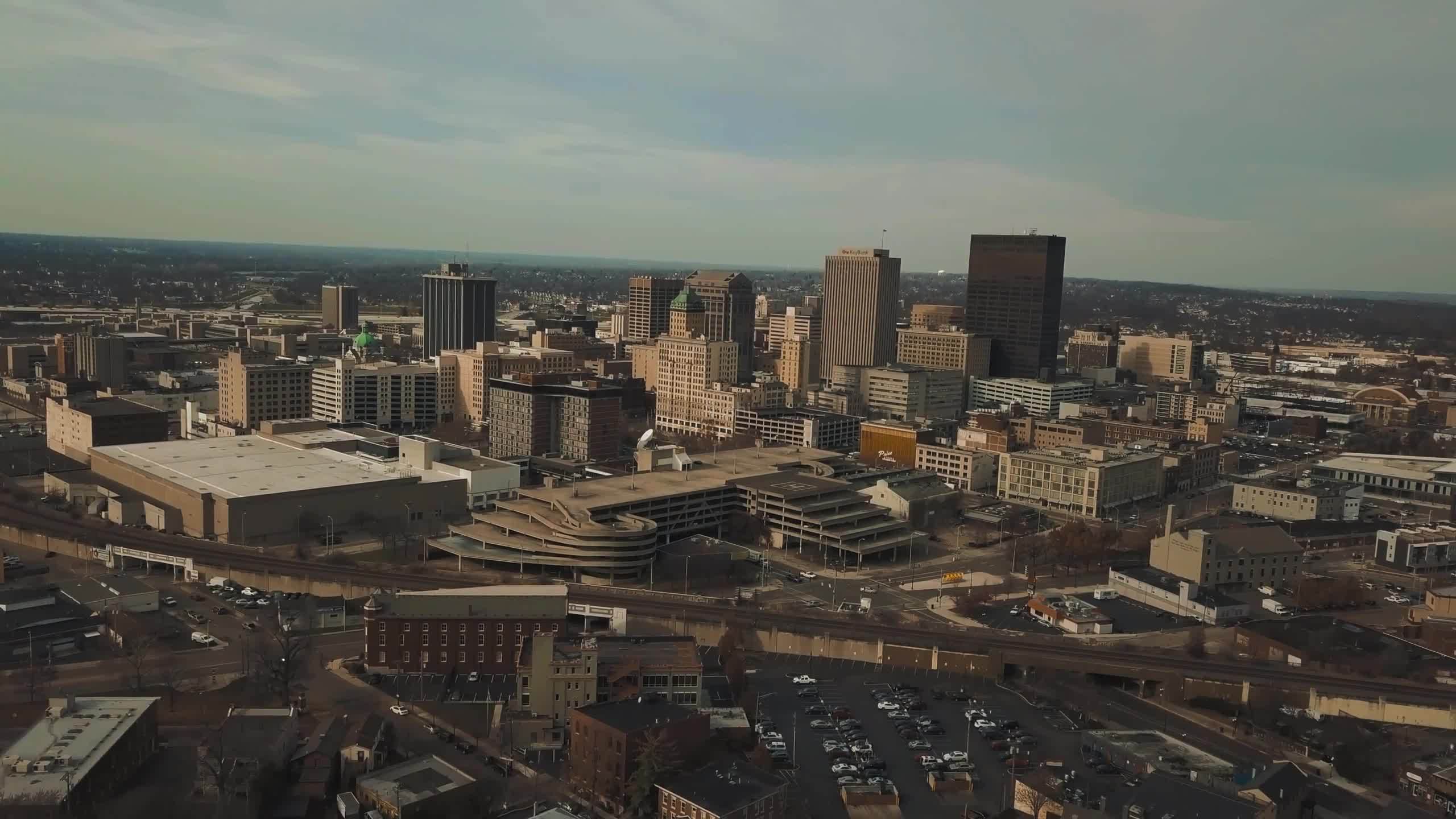 美国13个州如何成为一个联邦国家,美国联邦制有哪些州有独立意愿