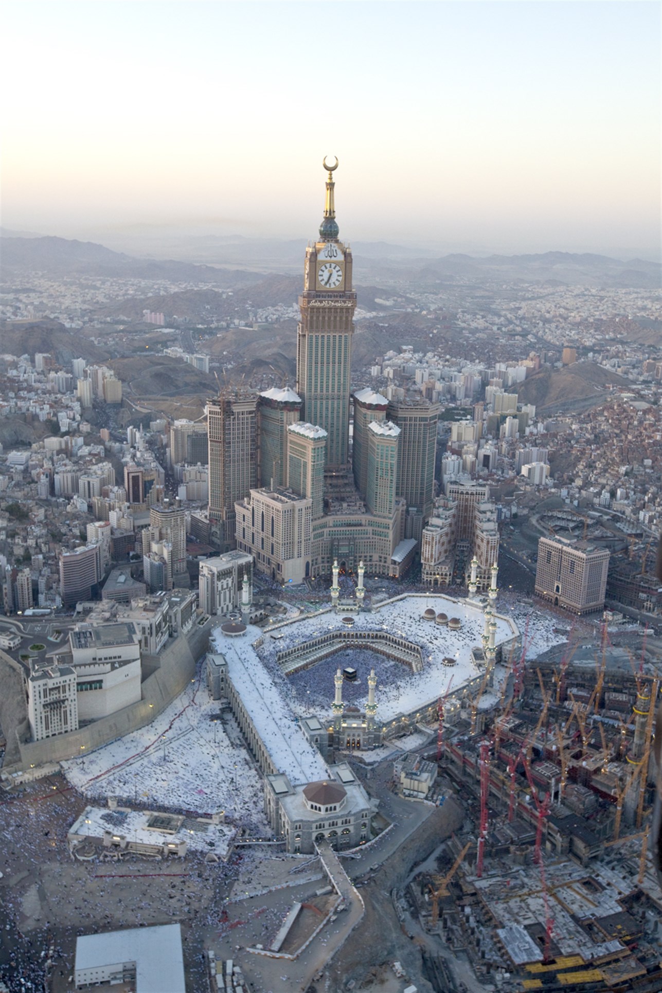 沙特麦加皇家钟塔酒店,沙特麦加皇家钟塔视频